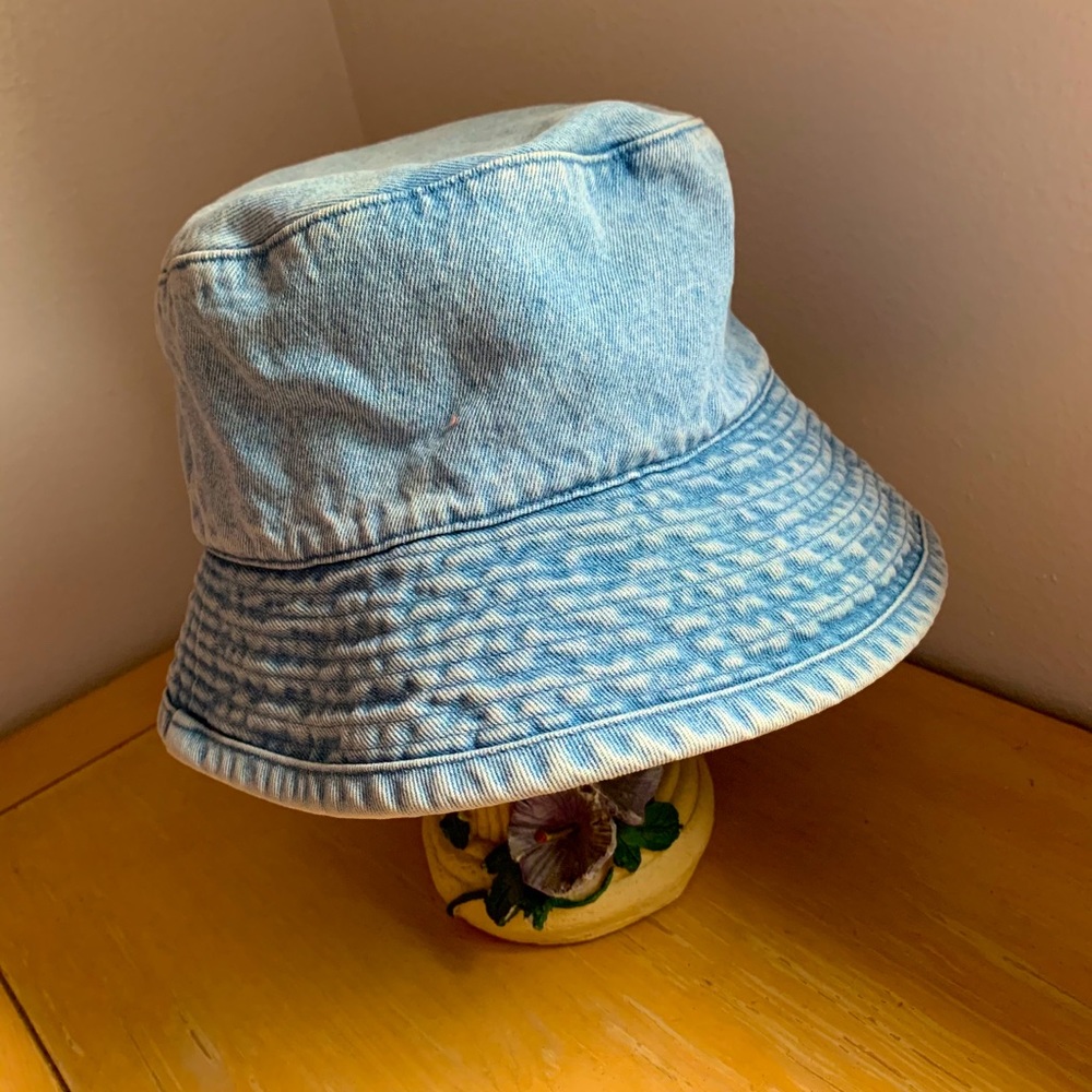💙 jean bucket hat 💙